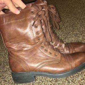 Arizona Brown Combat Boots